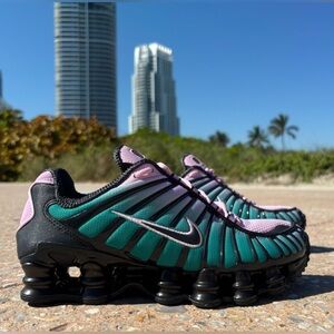 Nike Shox 💅🔥 TL Fade Watermelon Athletic Sneaker Shoes IH1336-600 Size 8 NEW